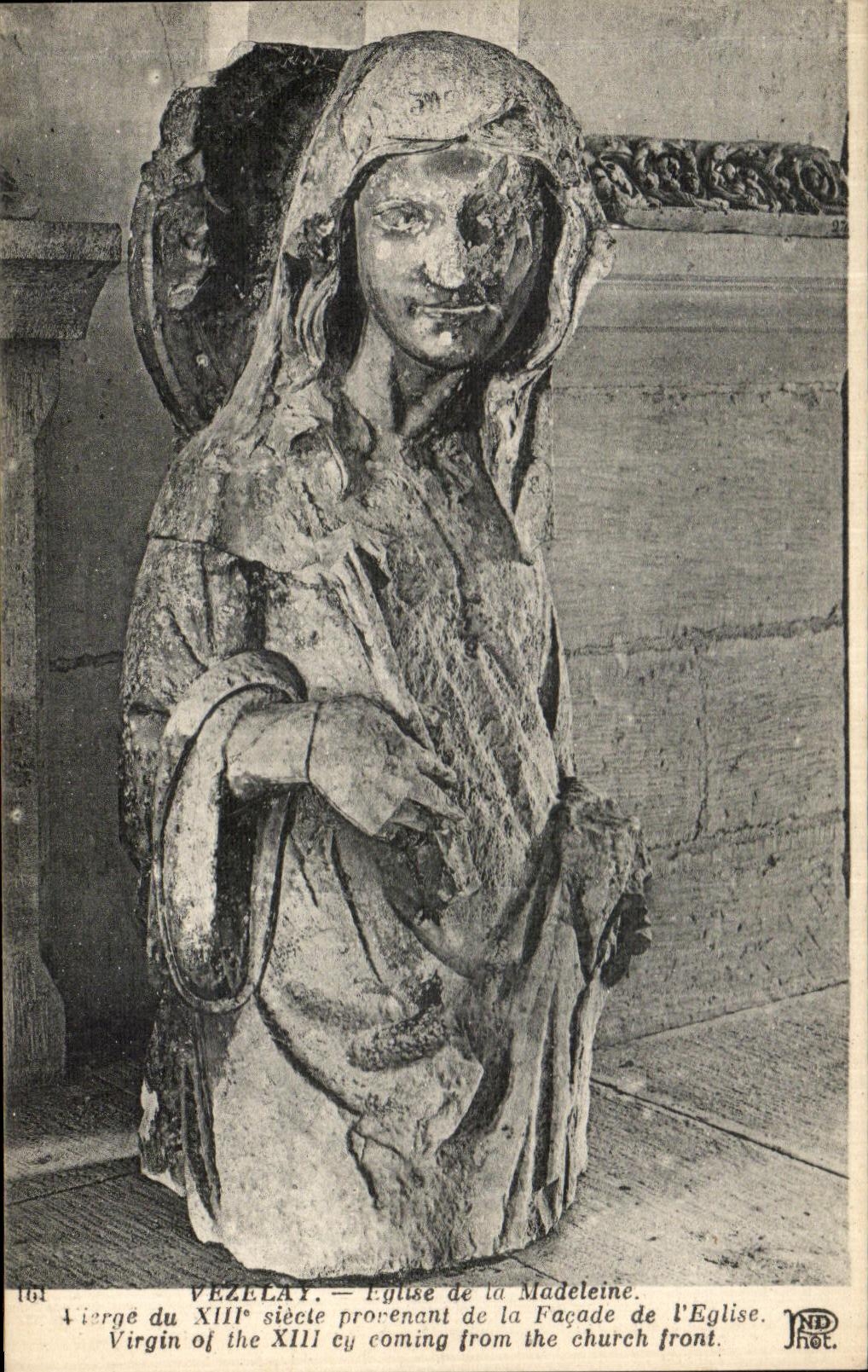 Vierge du XIIIe siècle — statue provenant de la façade de l'église — Vézelay, éditeur ND