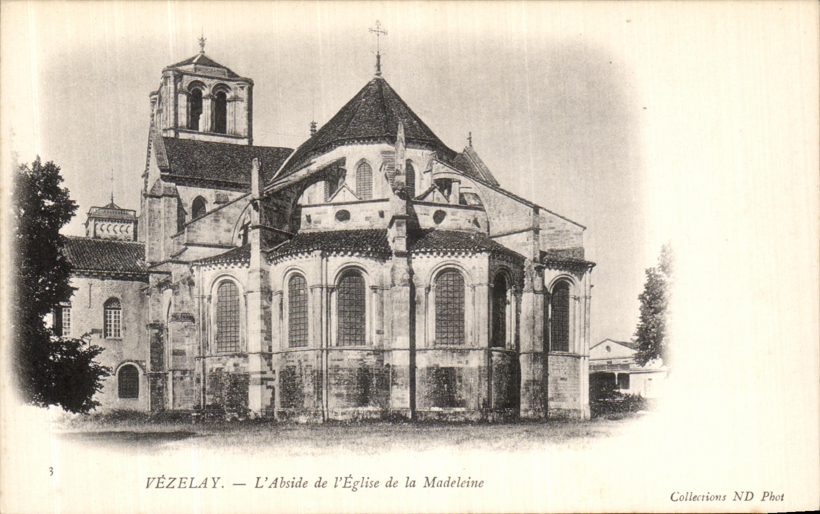 VÉZELAY — L'Abside de l'Église de la Madeleine — Collections ND Phot