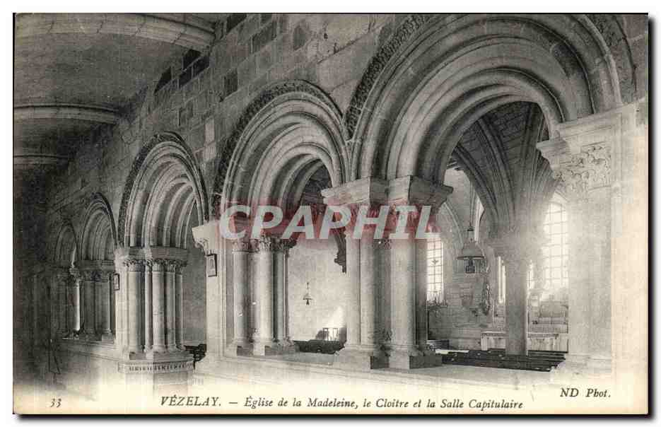 VÉZELAY — Kirche der Madeleine, der Cloister und der Chapter House — ND Pbot.