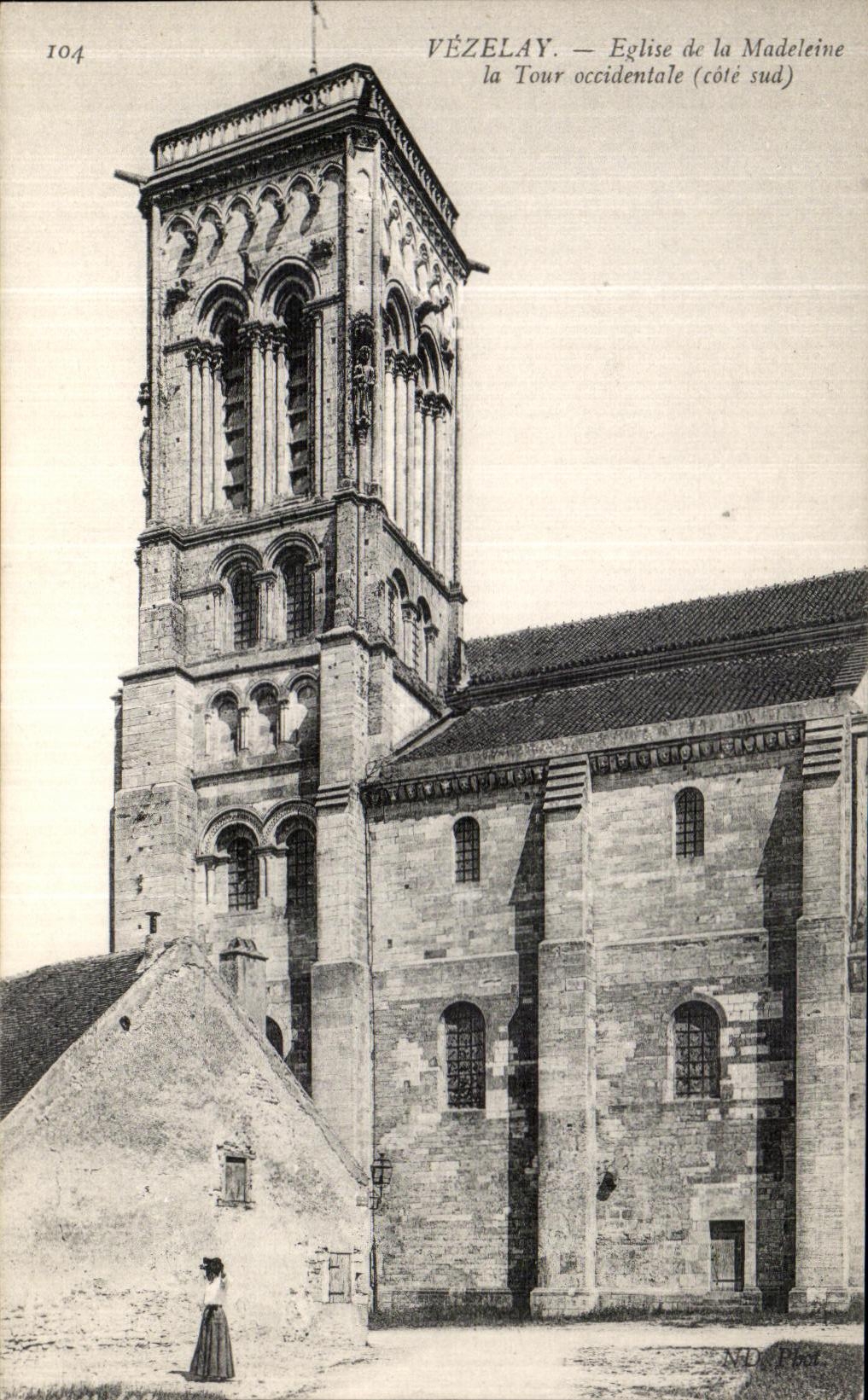 Vézelay — Église de la Madeleine (Tour occidentale, côté sud) — N.D. Floc