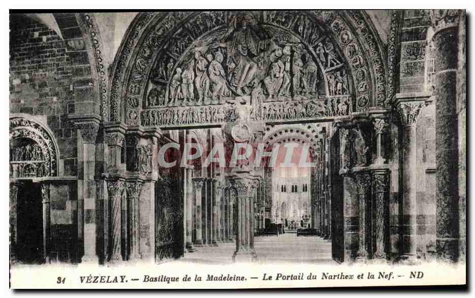 CPA Vezelay Basilique de la Madeleine Le Portail du Narthex et la Nef 