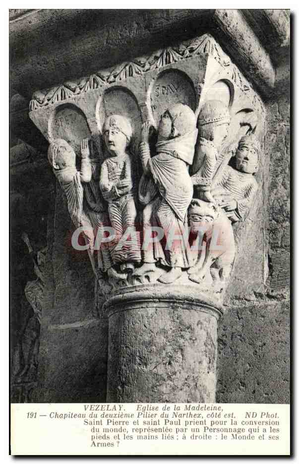 Vézelay — Chapiteau du XIIe siècle de l'église de la Madeleine — Saint Pierre et saint Paul priant pour la conversion du monde, le Monde aux pieds liés