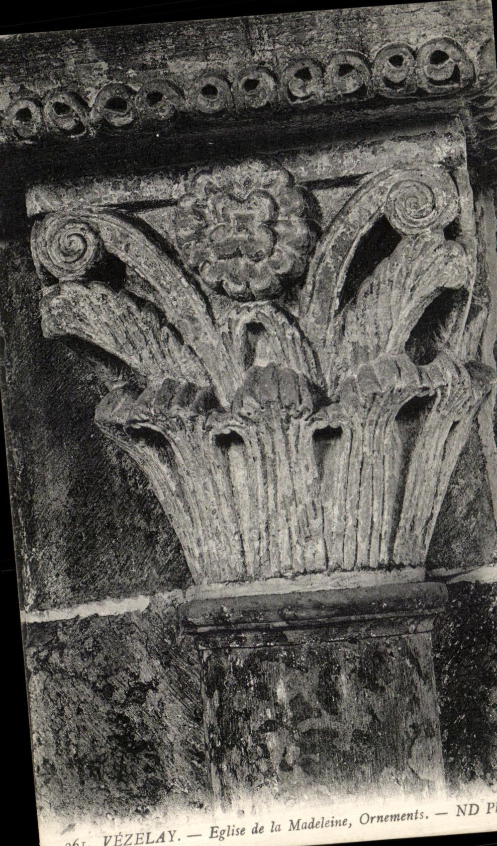 Vézelay — Église de la Madeleine, ornements — ND P