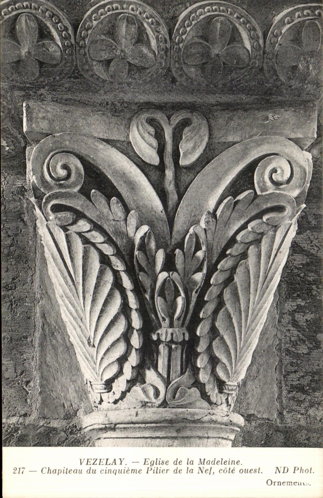Vézelay — Chapiteau du cinquième pilier de la nef, côté ouest — ND Phot. n°217