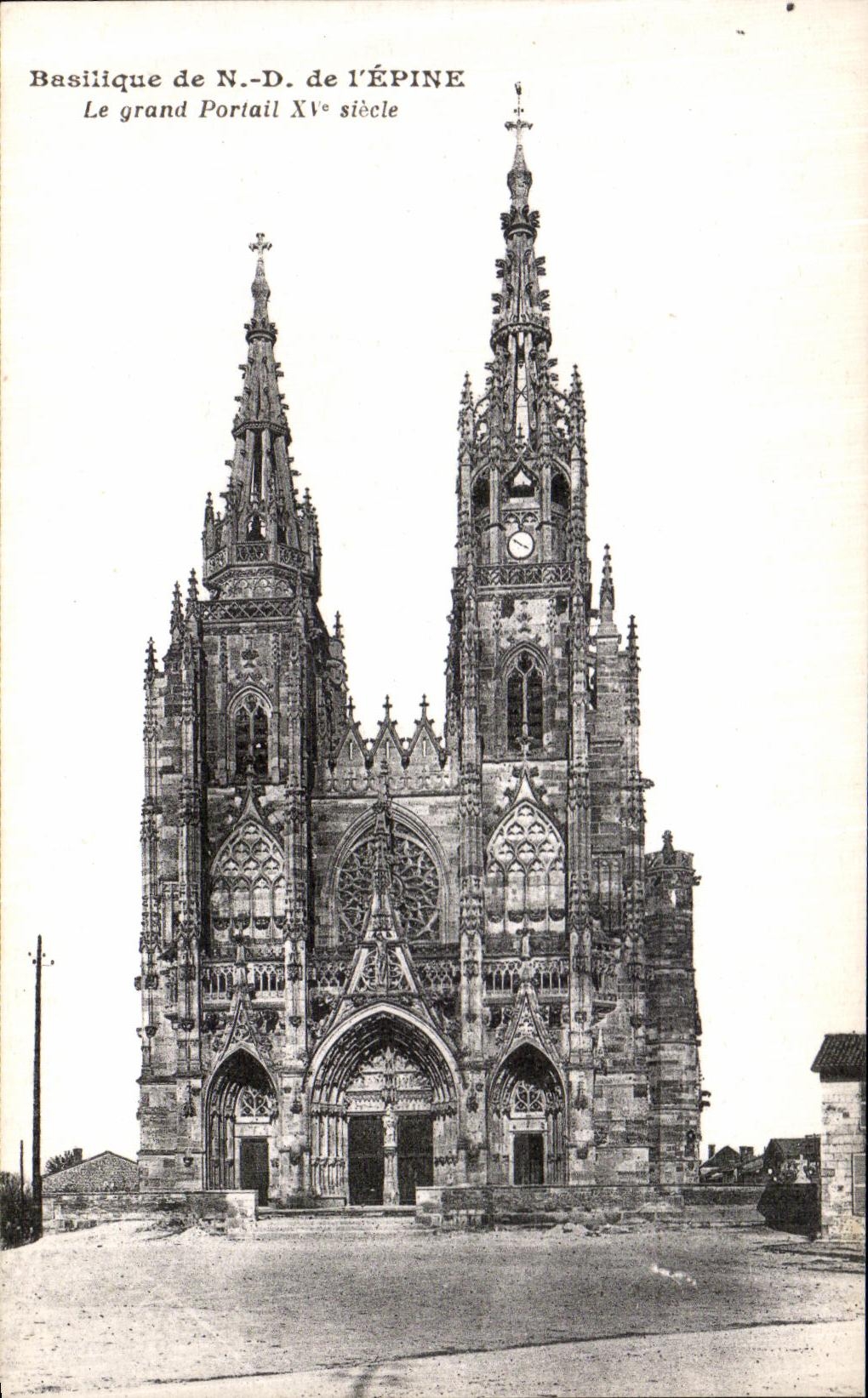 CPA Basilique de l Epine Le Grand Portail