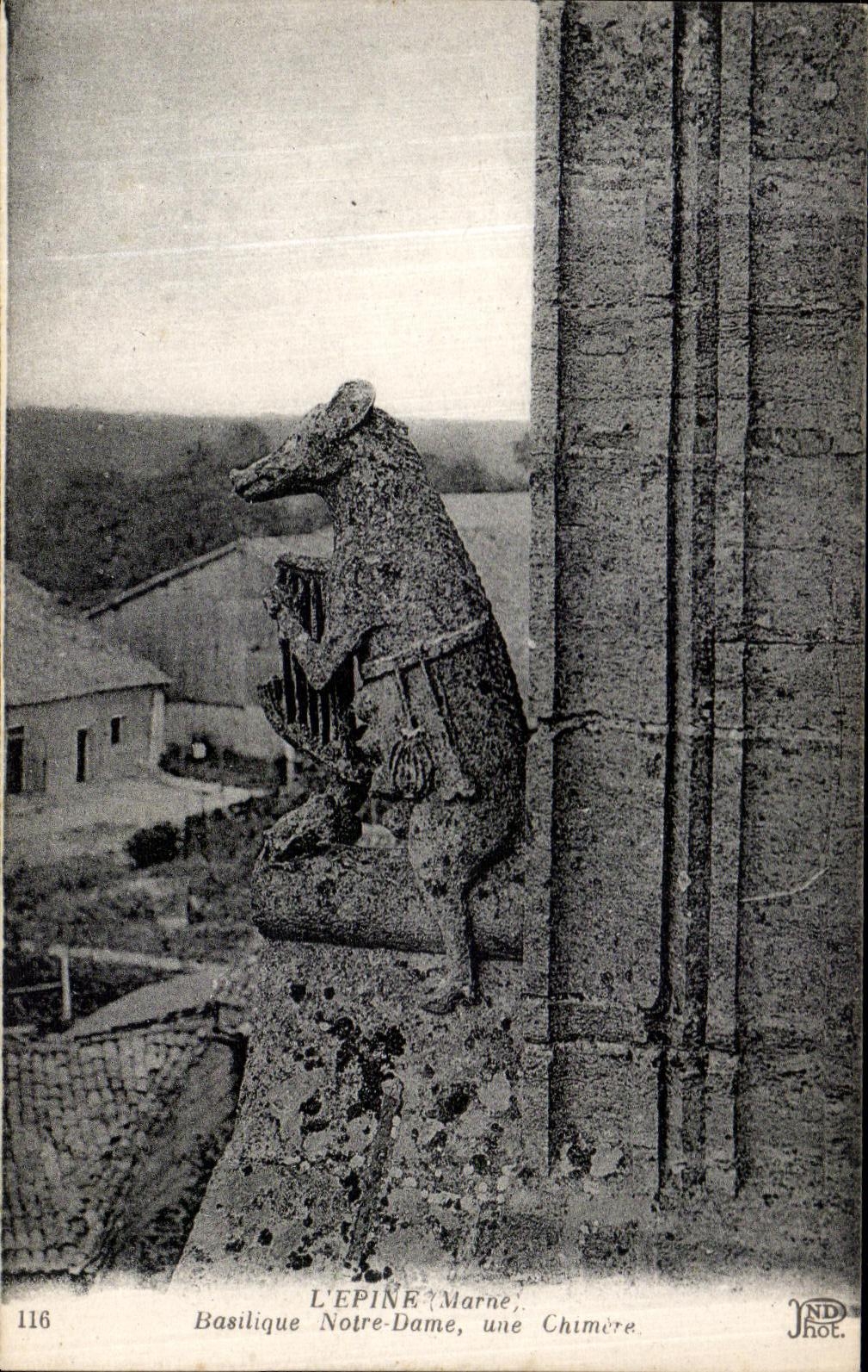 CPA L Epine Marne Basilique Notre Dame une chimere 