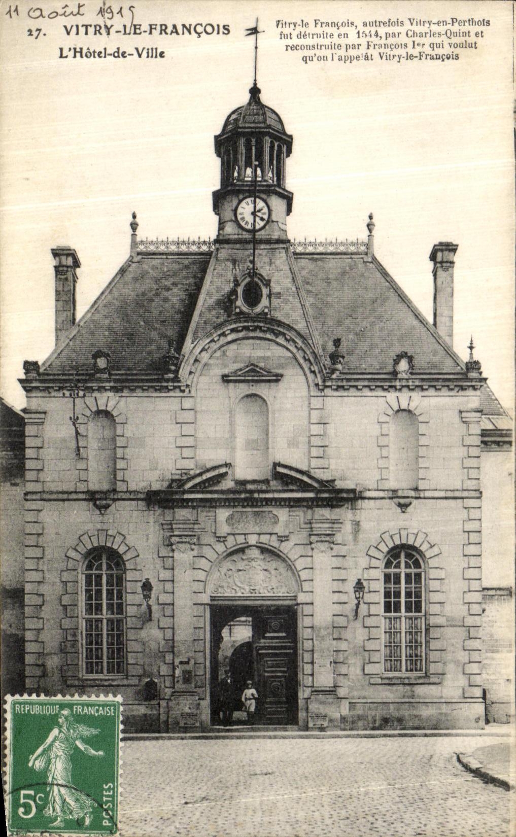 CPA Vitry Le Francois L Hotel De Ville