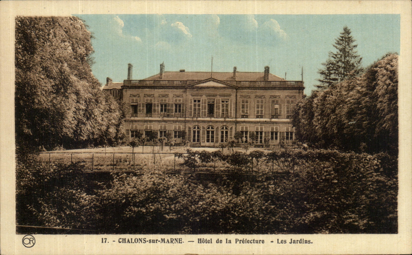 Chalons-sur-Marne — Hôtel de la Préfecture — Les Jardins — Éditions Artistiques CR, n°17
