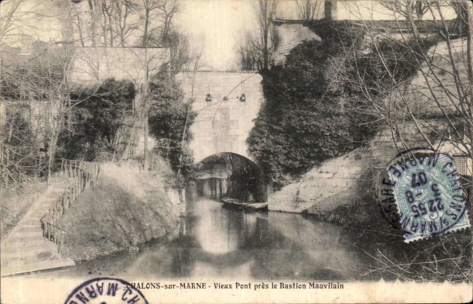 CPA Chalons Sur Marne Vieux Pont Pres le Bastien Mauvilain 