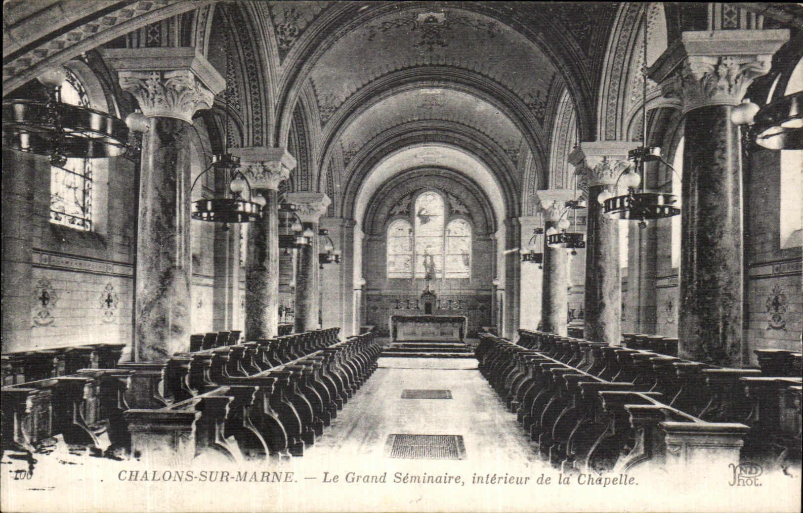 CPA Chalons Sur Marne Le Grand Seminaire Interieur de la Chapelle
