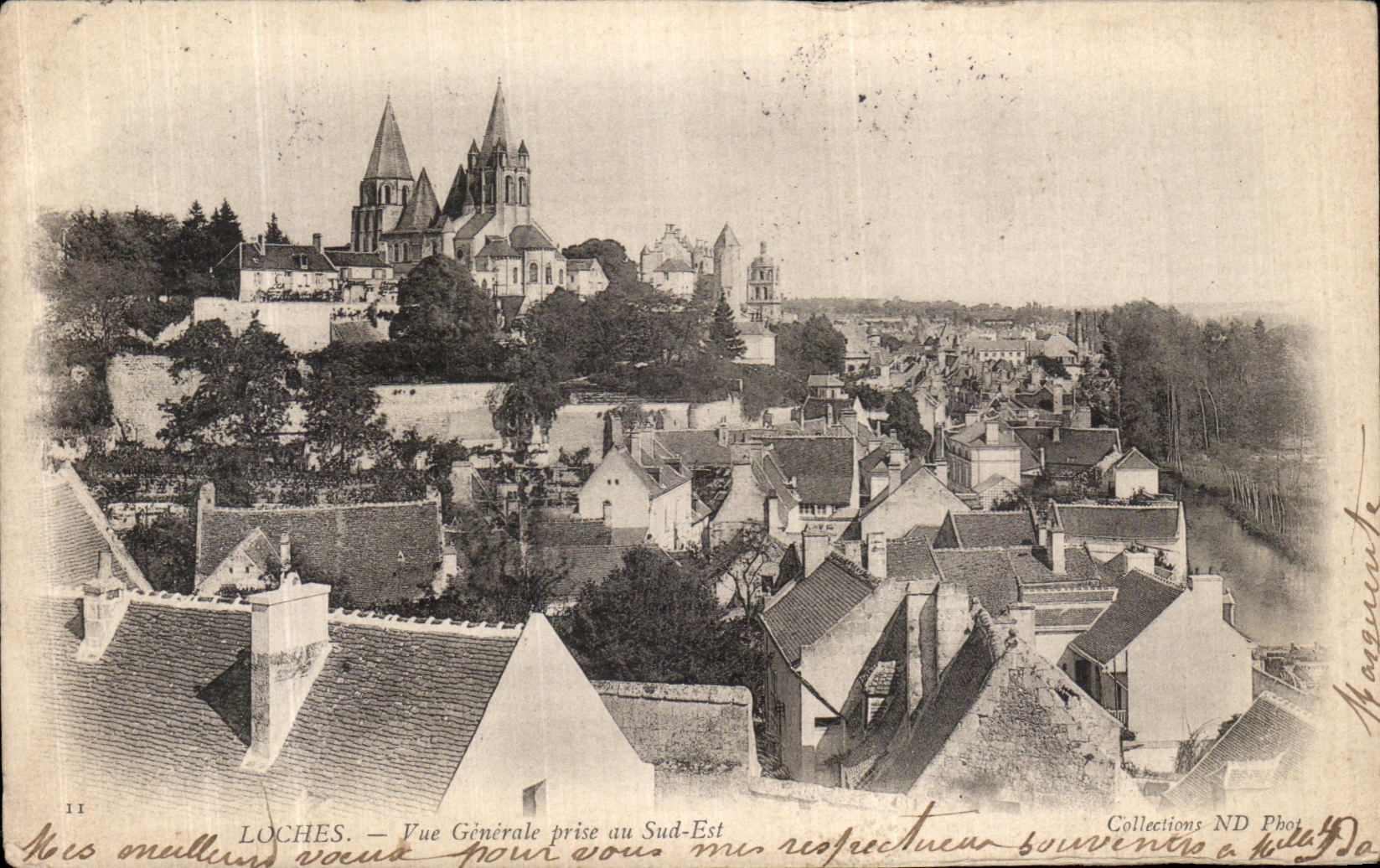 CPA Loches Vue Generale prise au Sud Est