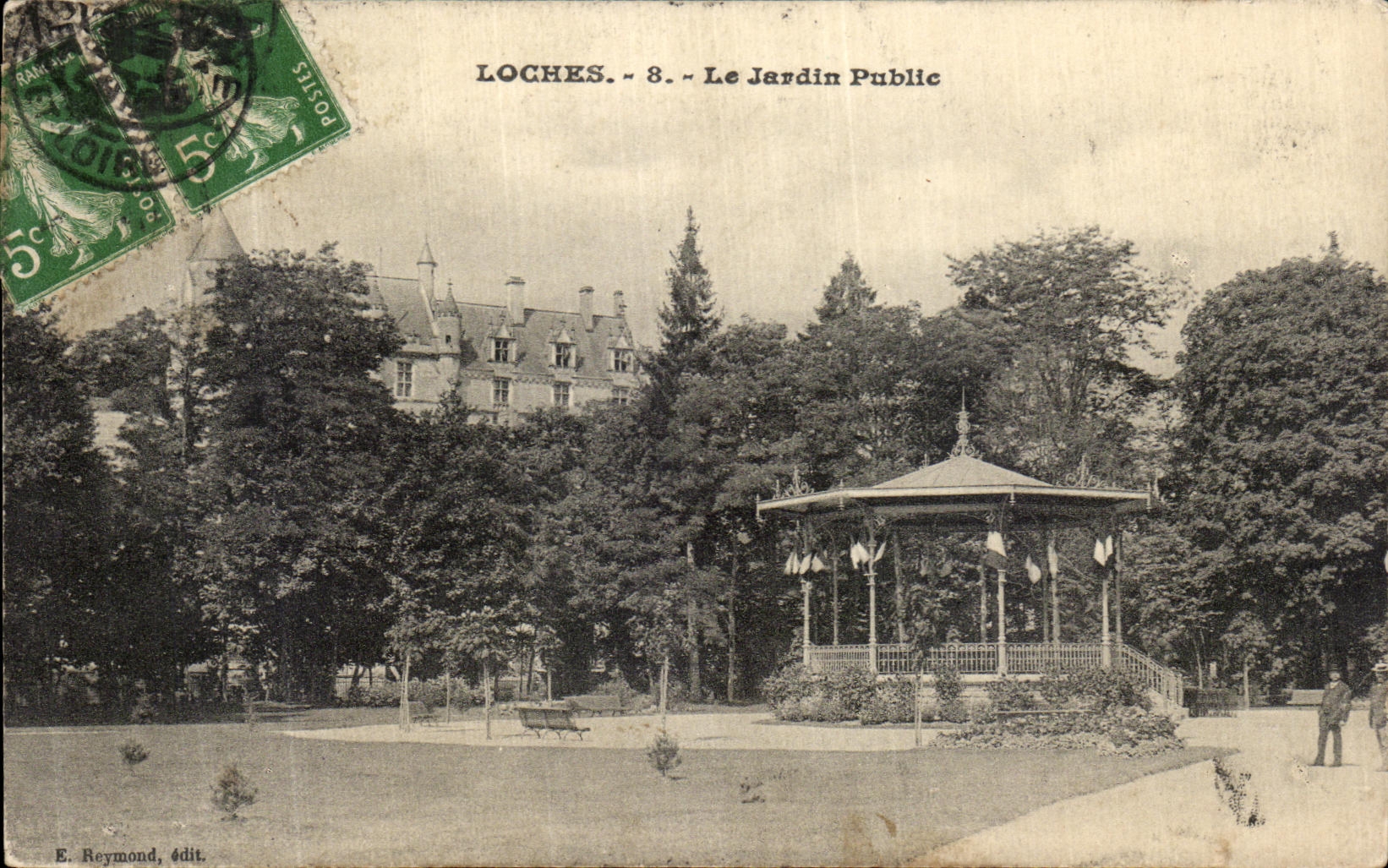 CPA Amboise Le Jardin Public Kiosque