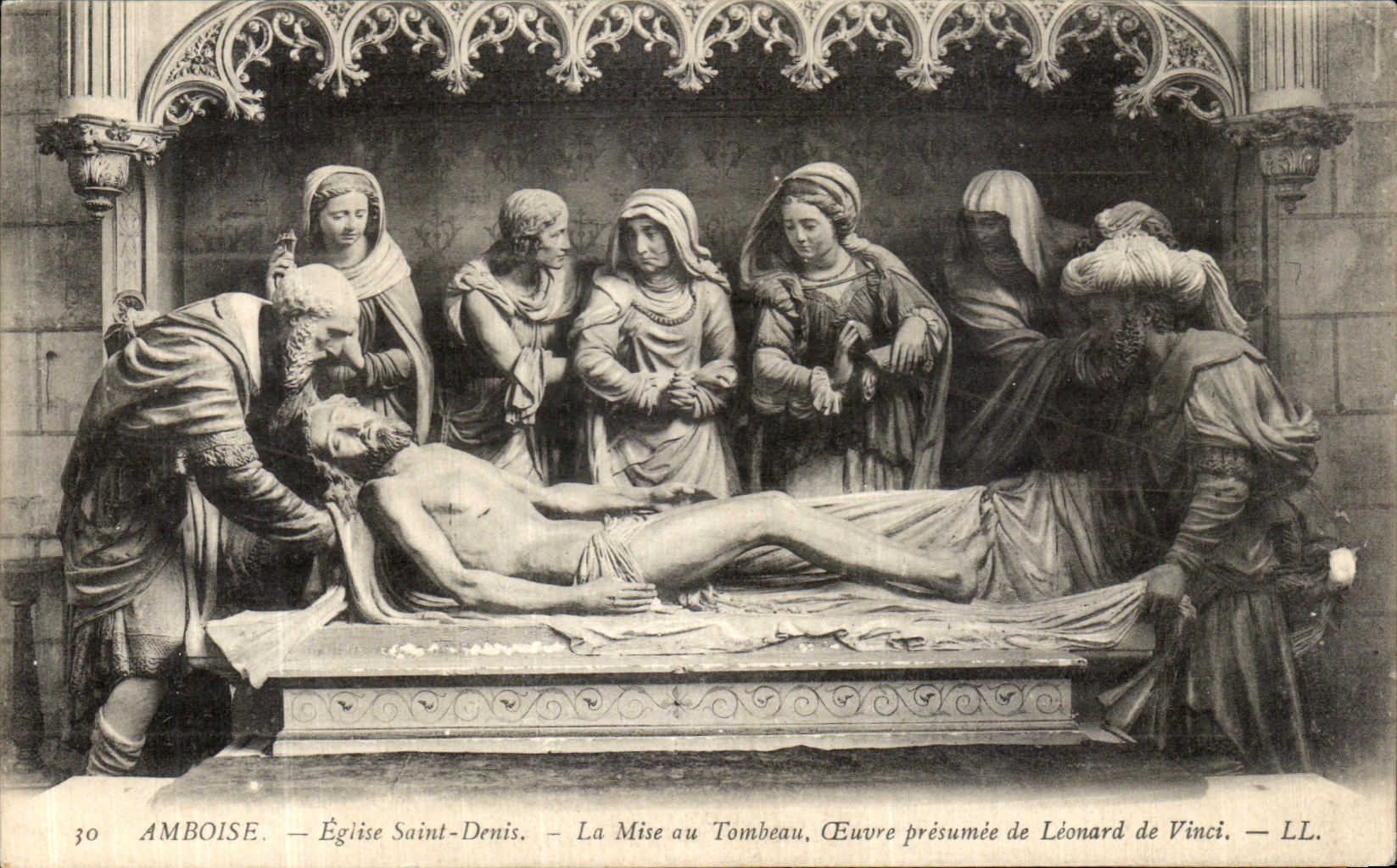 CPA Amboise Eglise Saint Denis La Mise au Tombeau