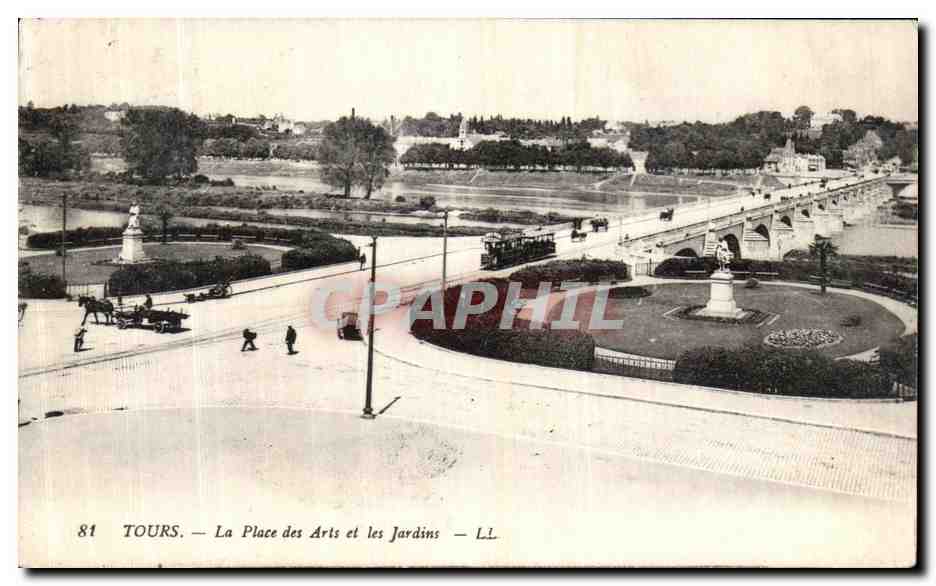 CPA Tours La Place des Arts et les Jardins