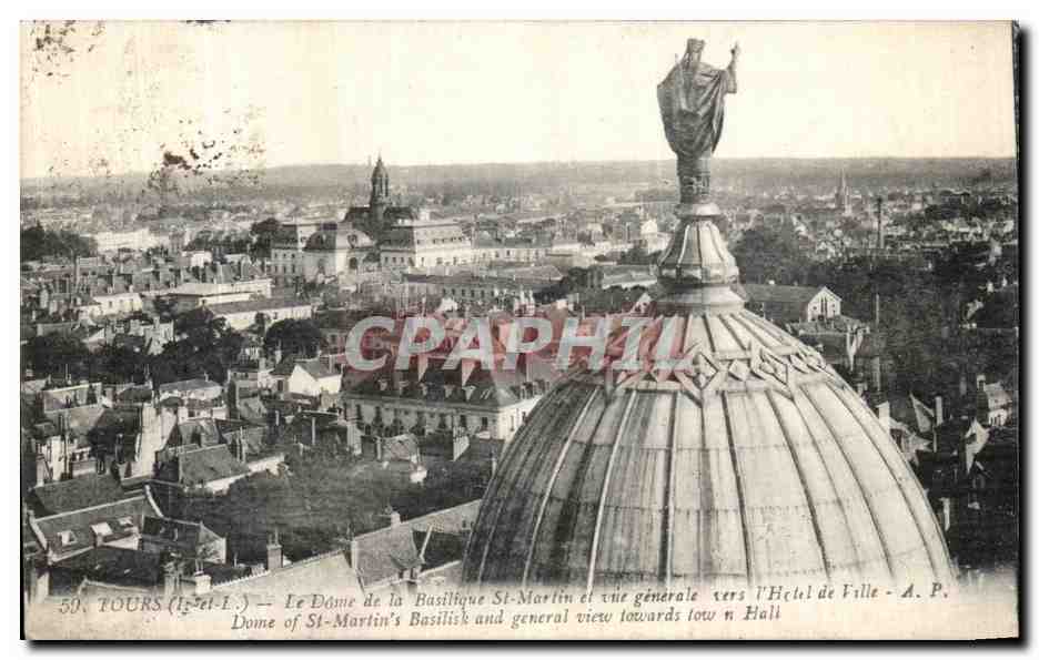 CPA Tours Le Dame de la Basilique St Martin Et Vue Generale vers l Hotel de ville 