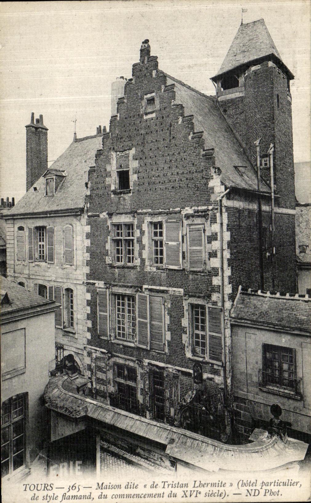 CPA Tours Maison dite de Tristan Lhermite Hotel particulier de style flamand 