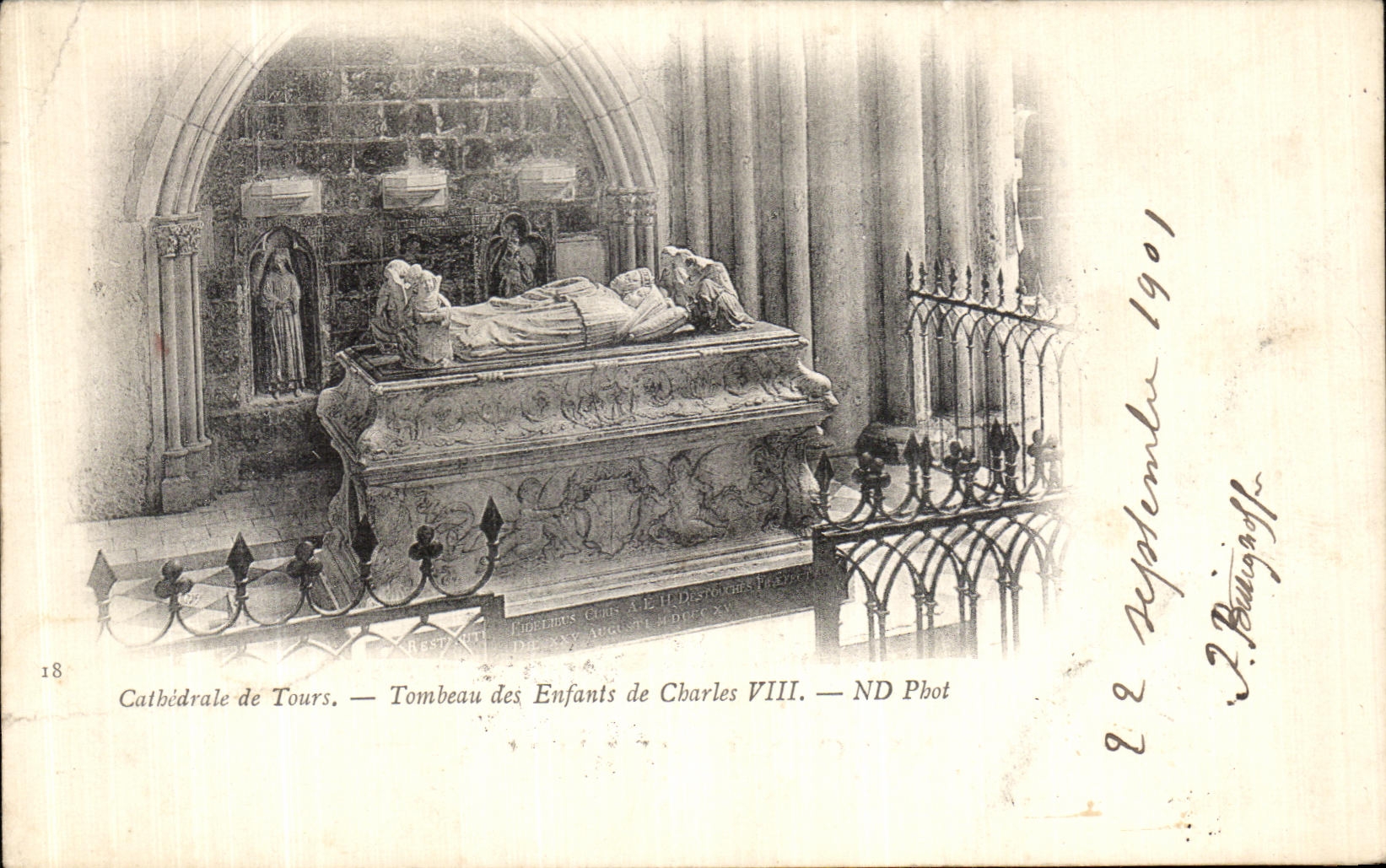 CPA Cathedrale de Tours Tombeau des Enfants de Charles VIII