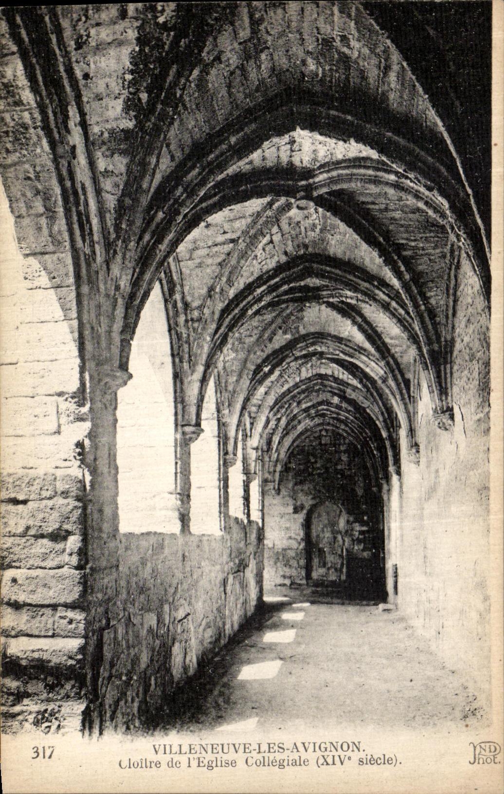 Cloister of the Collegiate Church — Villeneuve-lès-Avignon — NDH phot.
