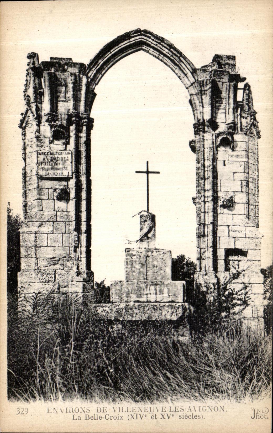 La Belle-Croix — rovine gotiche del XIV e XV secolo — Jhot. n°329