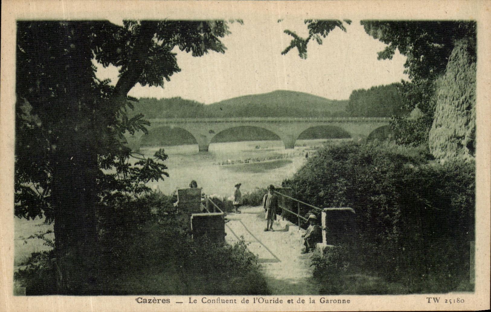 CPA Cazeres Le Confluent de l Ouride et de la Garonne 