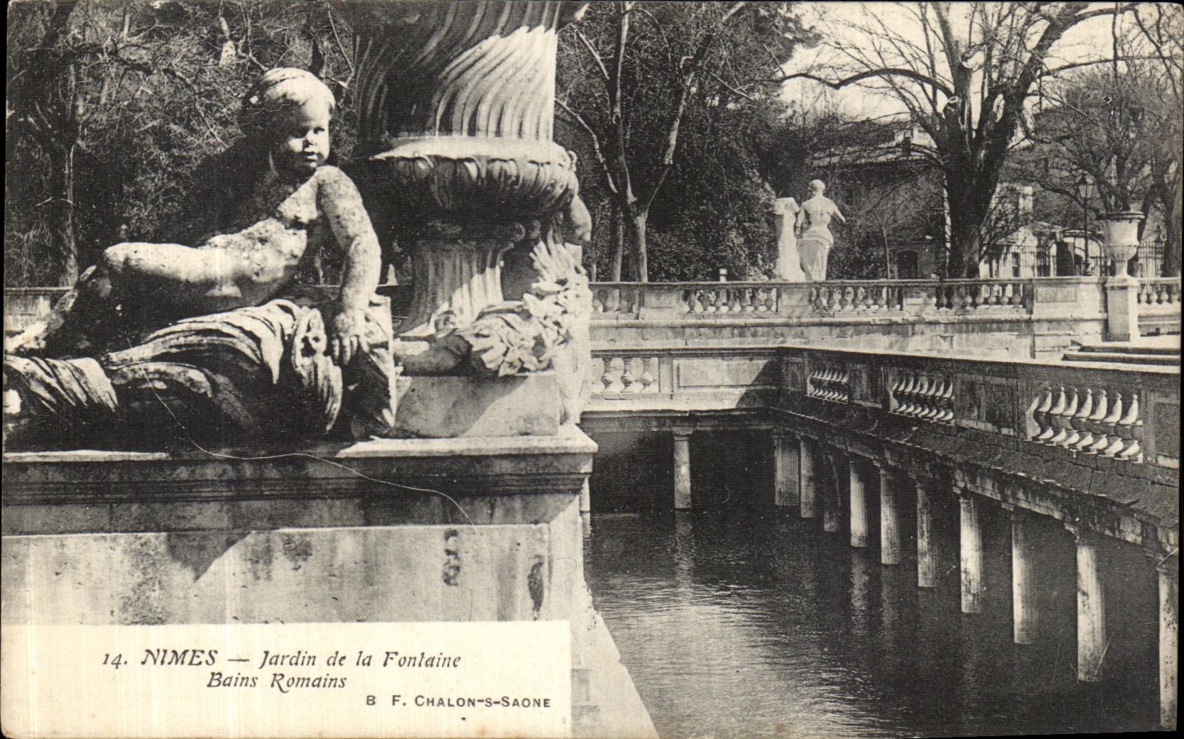 Nîmes — Jardin de la Fontaine Bains Romains — B. F. Chalon-Saône