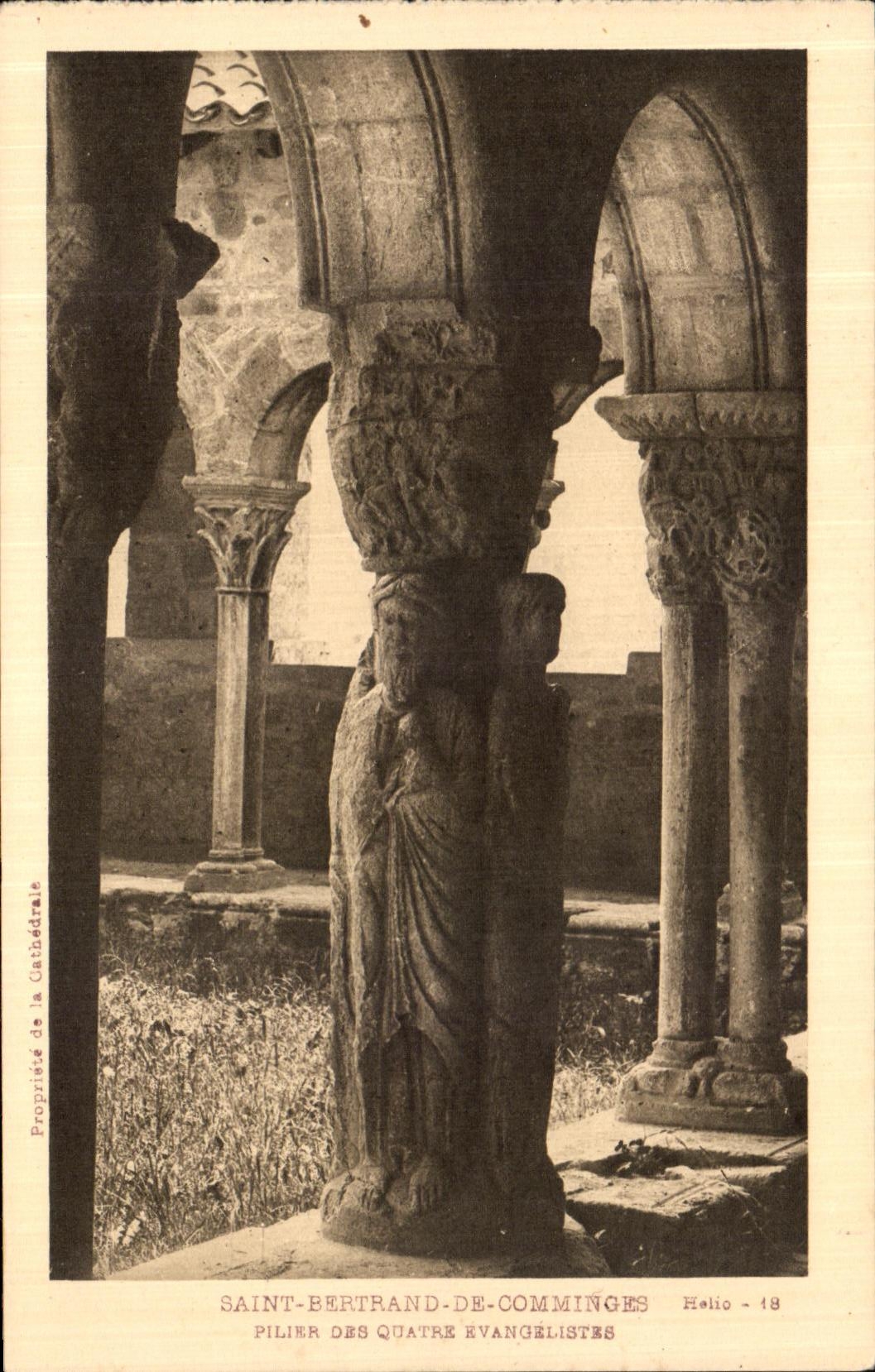 CPA Saint Bertrand De Comminges Pilier des quatre evangelistes