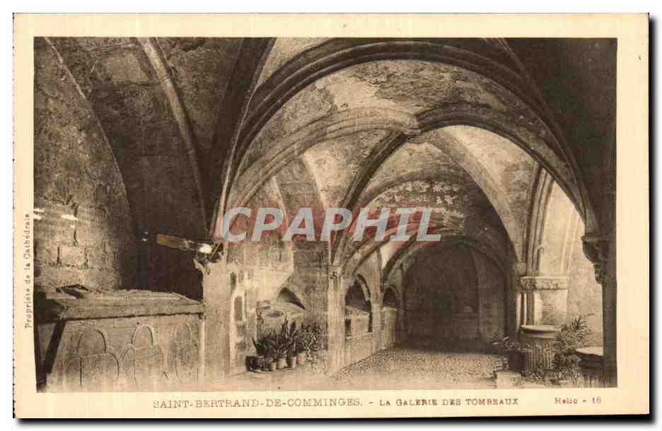 CPA Saint Bertrand De Comminges La Galerie Des Tombeaux