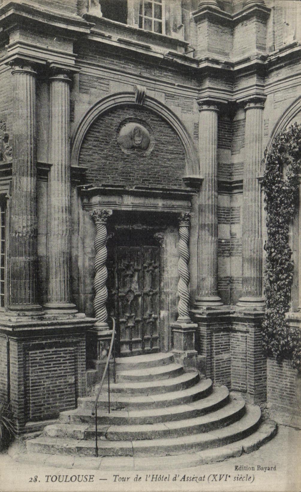 Toulouse — Turm des Hôtel d'Assézat (16. Jahrhundert) — Edition Bayard