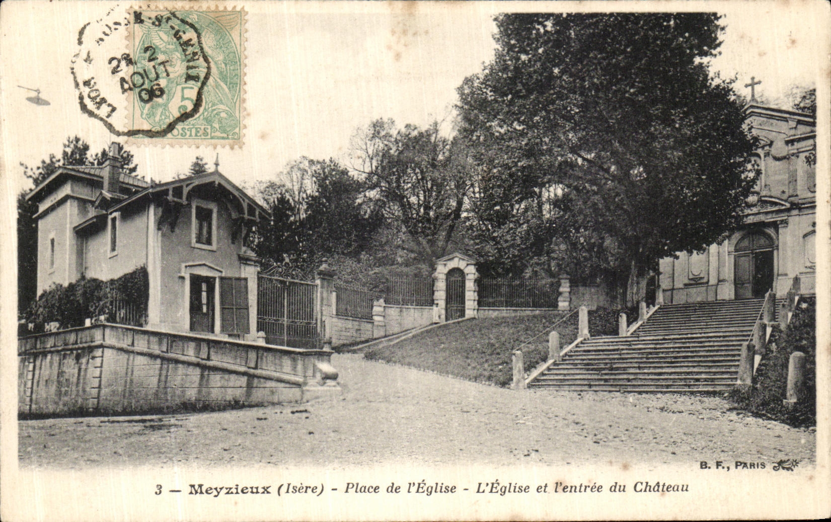 Meyzieux (Isère) - Place de l'Église - L'Église et l'entrée du Château — B. F., PARIS