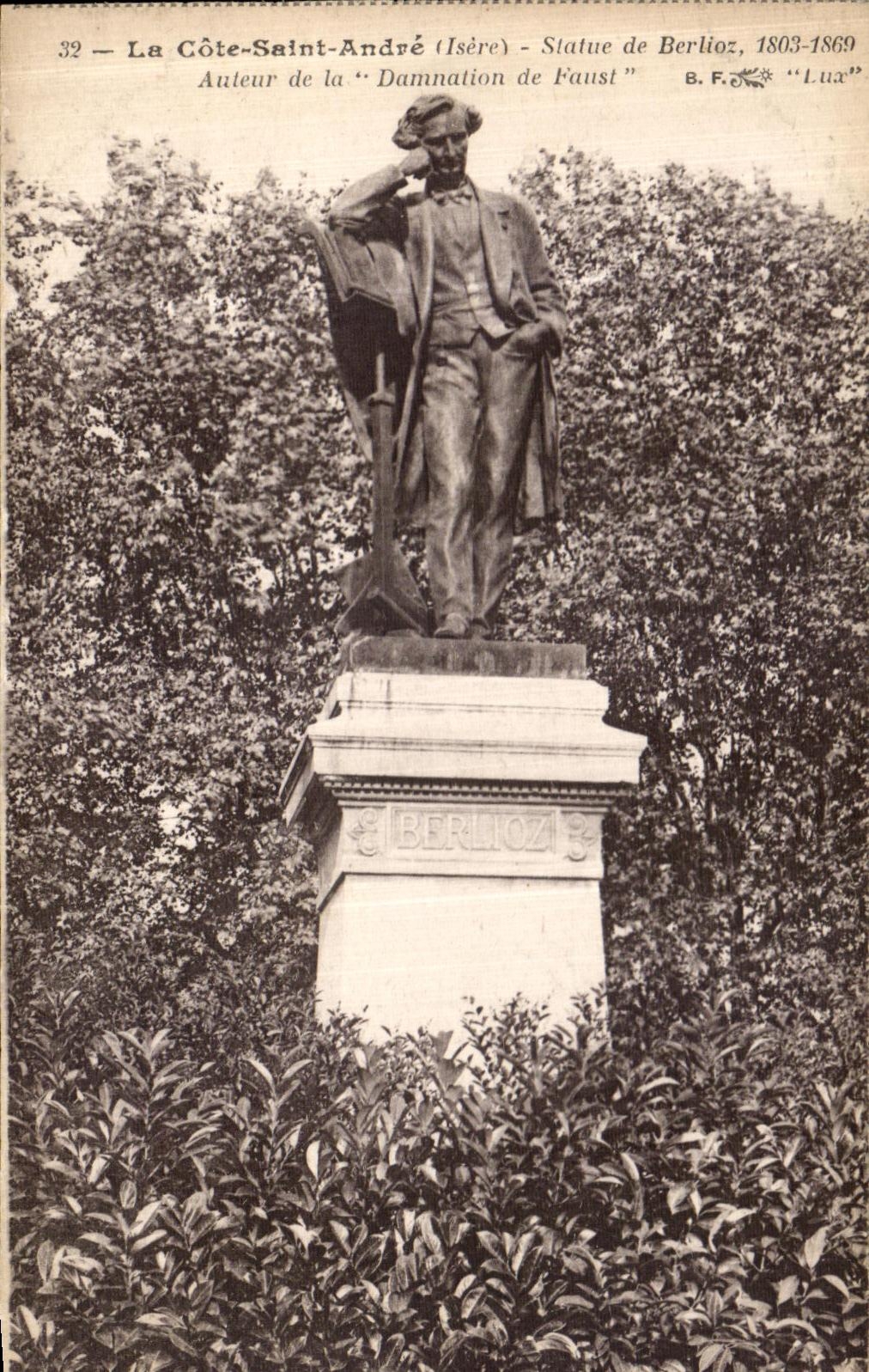 La Côte-Saint-André (Isère) — Statue de Berlioz, 1803-1869 — B. F. Lux