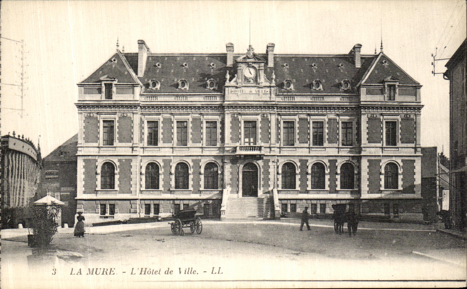 CPA La Mure L Hotel de Ville