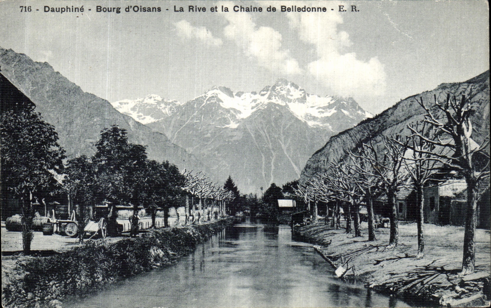 Bourg d'Oisans - La Rive et la Chaîne de Belledonne - E. R.