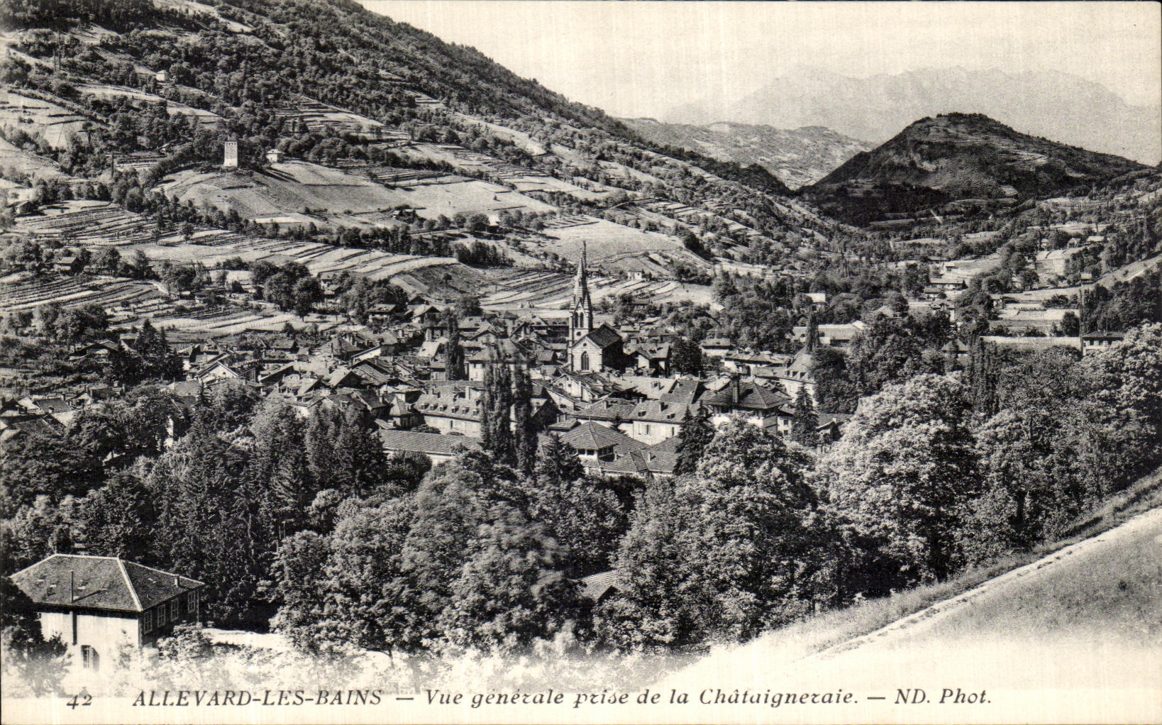 Allevard-les-Bains — Vue générale prise de la Châtaigneraie — ND. Phot.