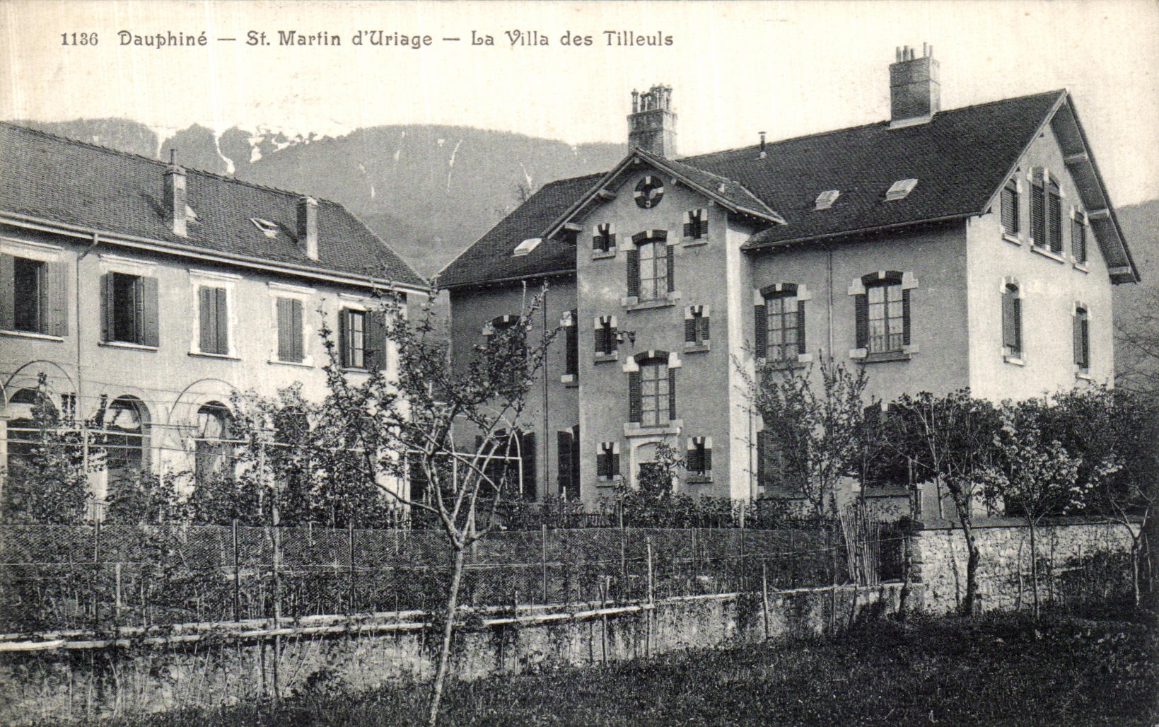 CPA Dauphine St Martin d Uriage La Villa des Tiileuls