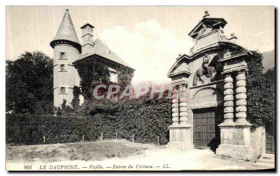 Vizille — Entrée du Château — LL. — CPAPHIL n°968