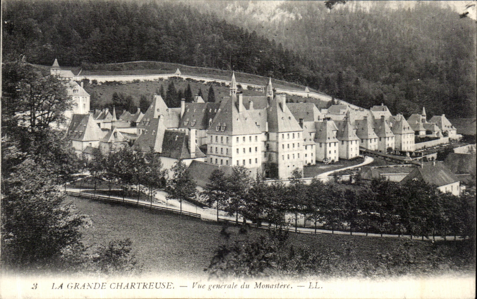La Grande Chartreuse — Vue générale du Monastère — LL.