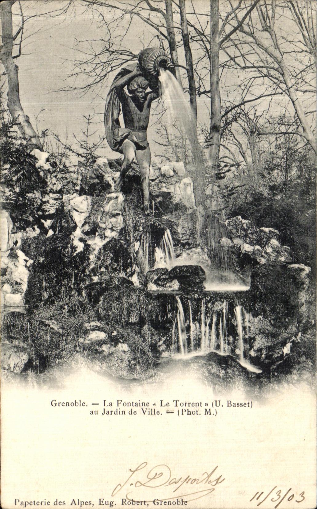 CPA Grenoble La Fontaine Le Torrent au jardin de ville 
