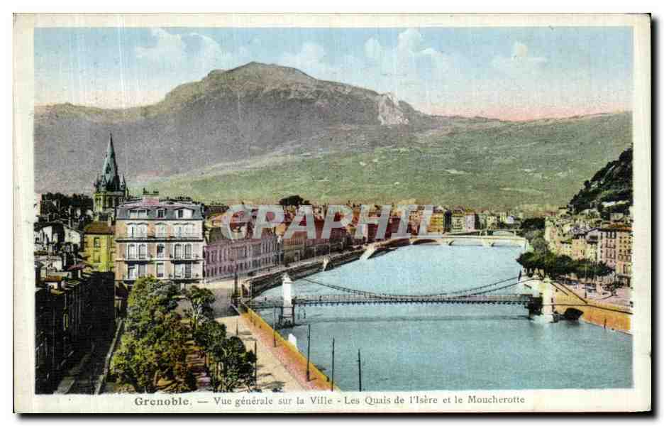 Grenoble — Vue générale sur la Ville - Les Quais de l'Isère et le Moucherotte