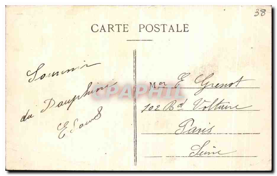 CPA Grenoble Place Victor Hugo et la Chaine des Alpes — Reverso