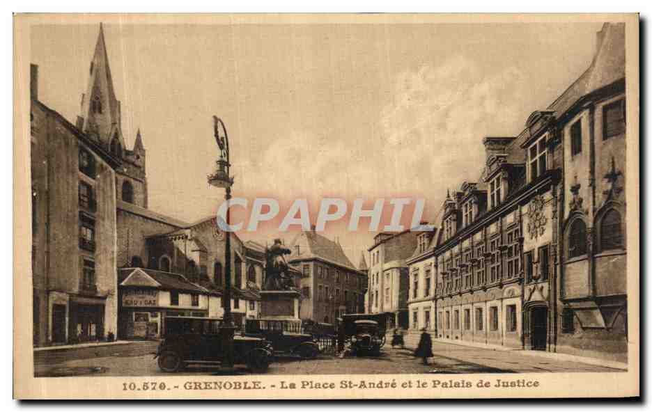 CPA Grenoble La Place St Andre et le Palais de Justice