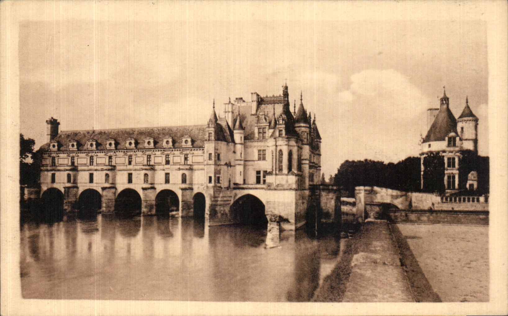 CPA Chenonceaux Le Chateau Monument historique