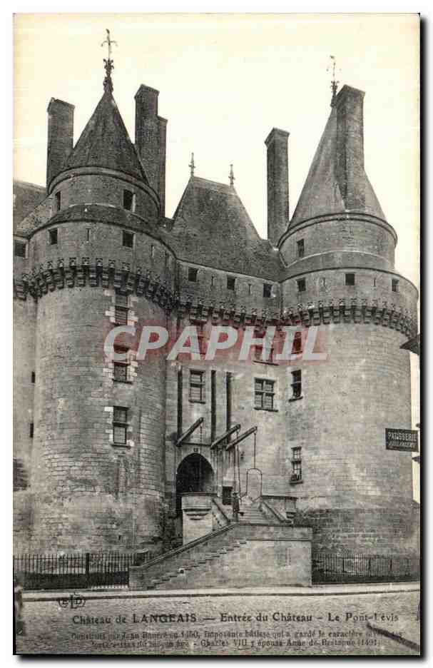 CPA Chateau de Langeais Entree du Chateau Le pont Levis 