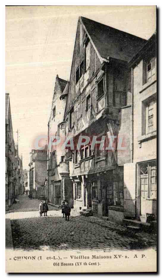 CPA Chinon Vieilles Maisons Enfants