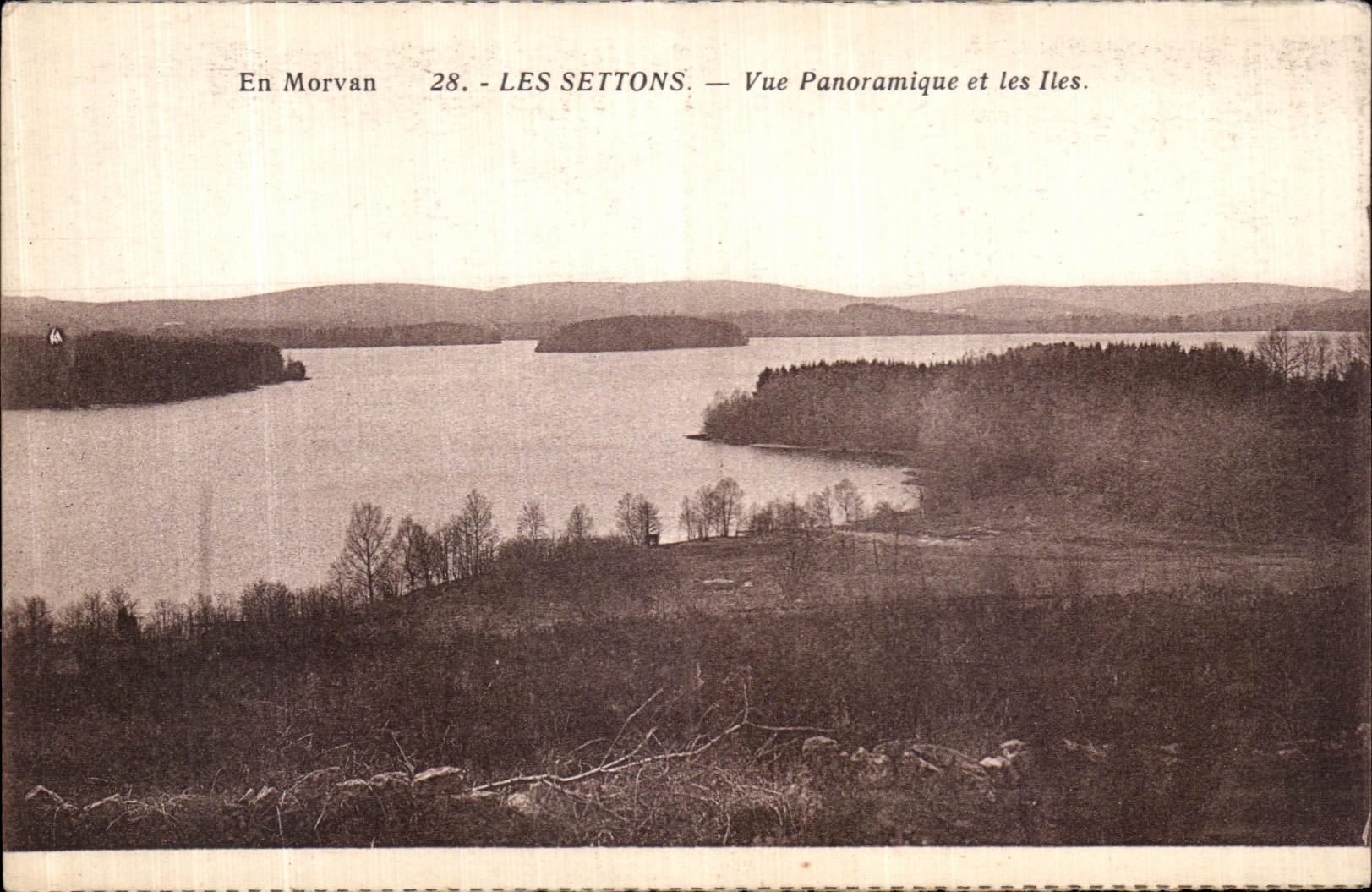 Les Settons — Vue panoramique et les îles — En Morvan, n°28