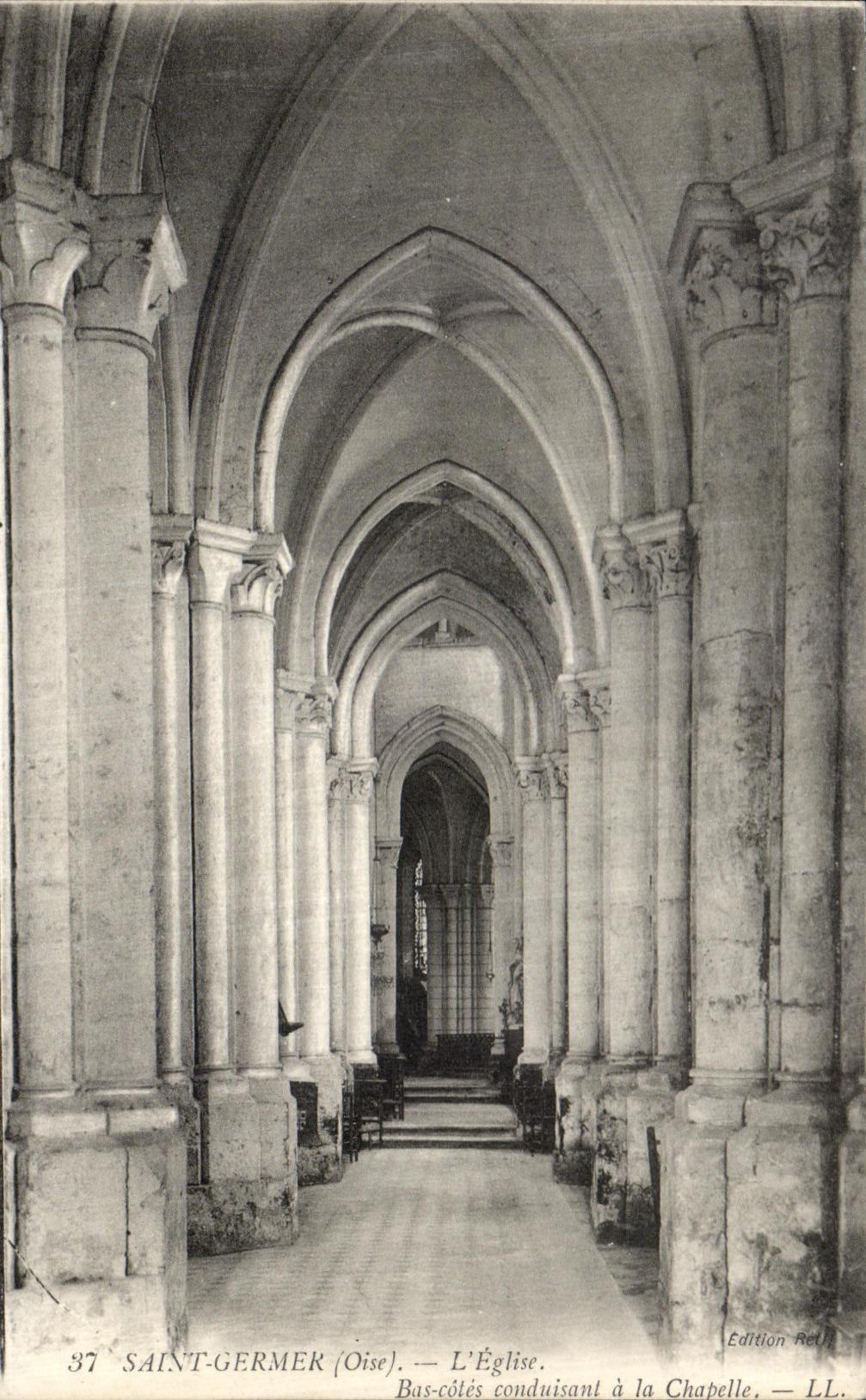 Saint-Germer (Oise) — L'Église. Bas-côtés conduisant à la Chapelle — Édition Rell.