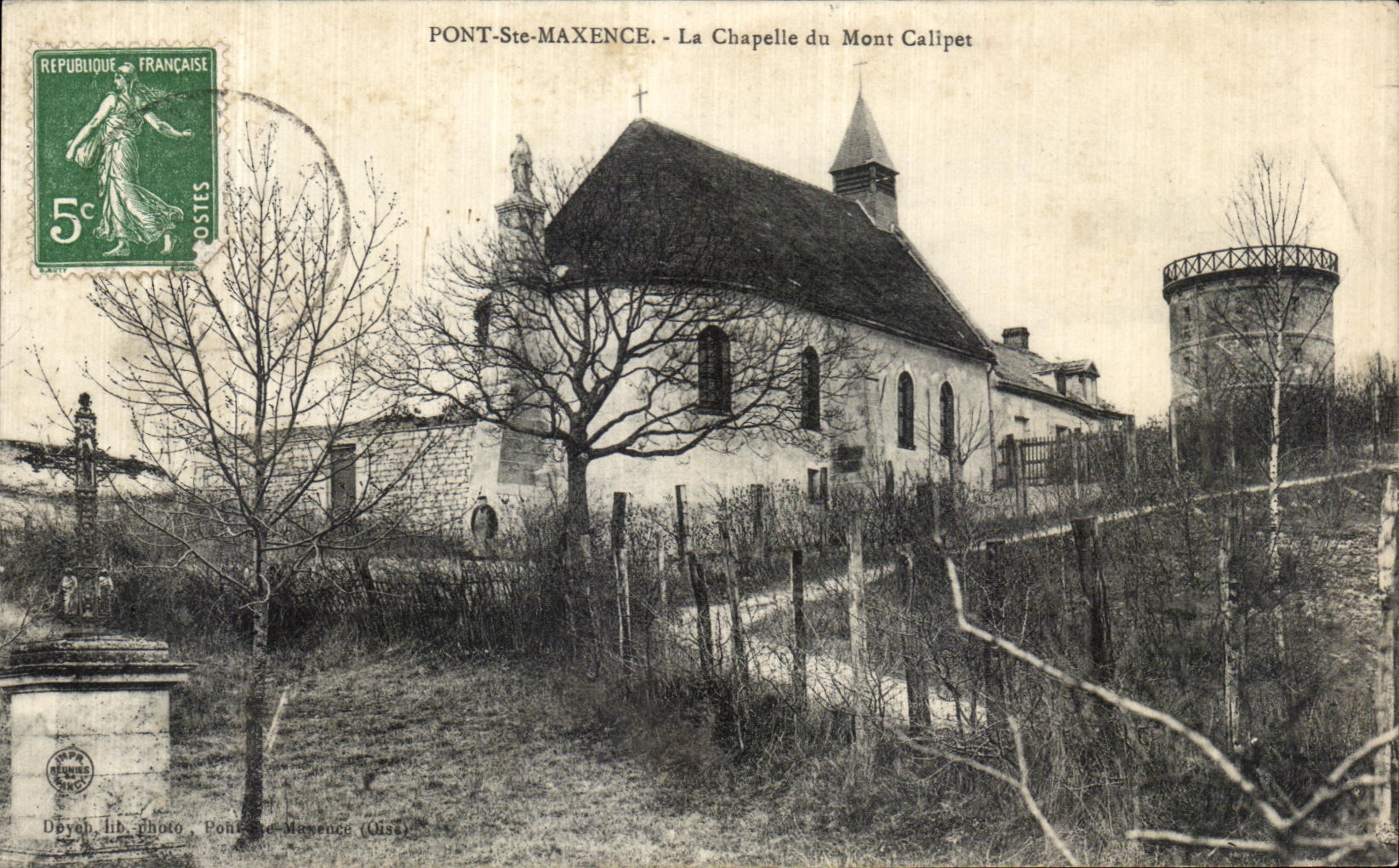 PONT-STE-MAXENCE - La Chapelle du Mont Calipet — photo Obyah lib. (Chisé)