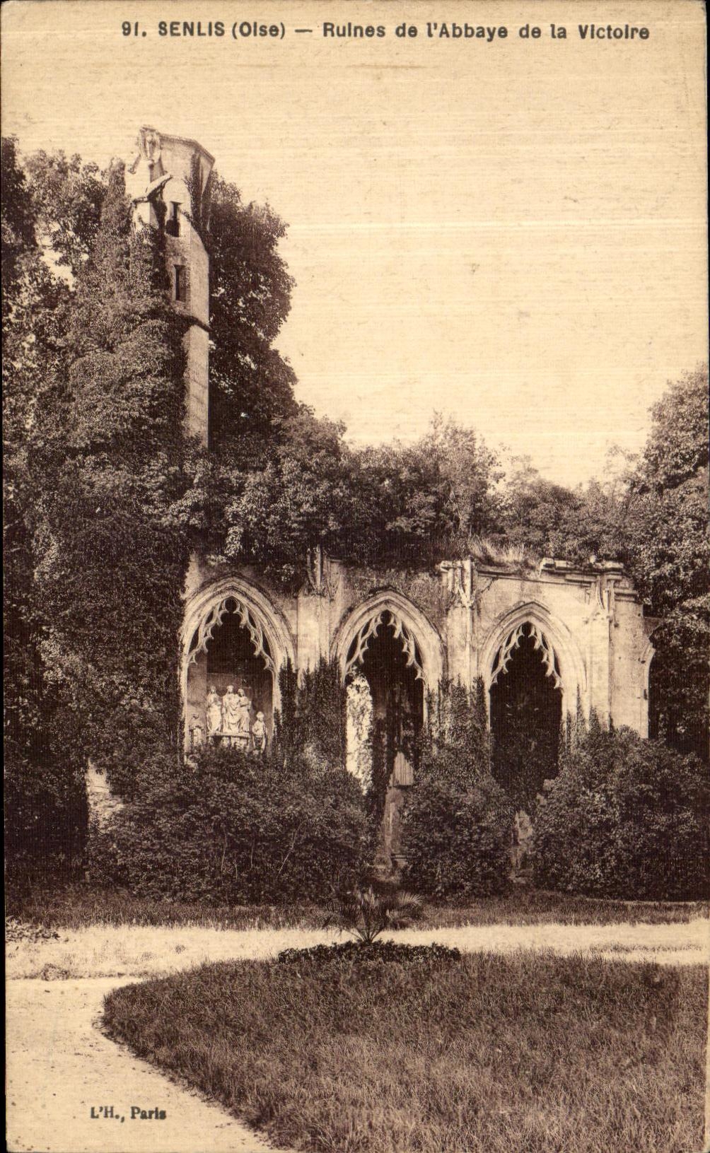 Senlis (Oise) — Ruines de l'Abbaye de la Victoire — L'H., Paris