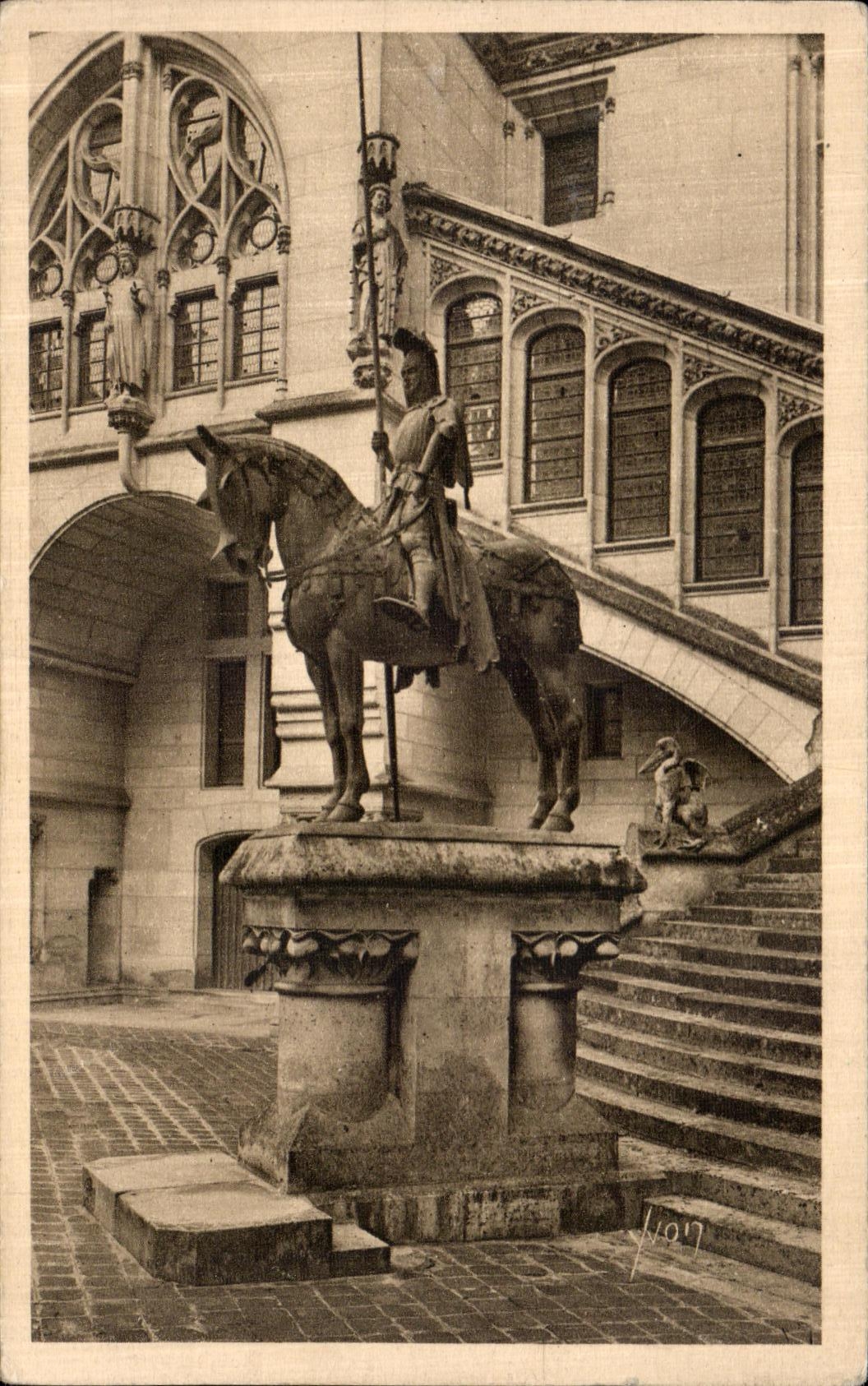 Statue of the Duke of Orléans — Pierrefonds Castle — Art Edition YVON