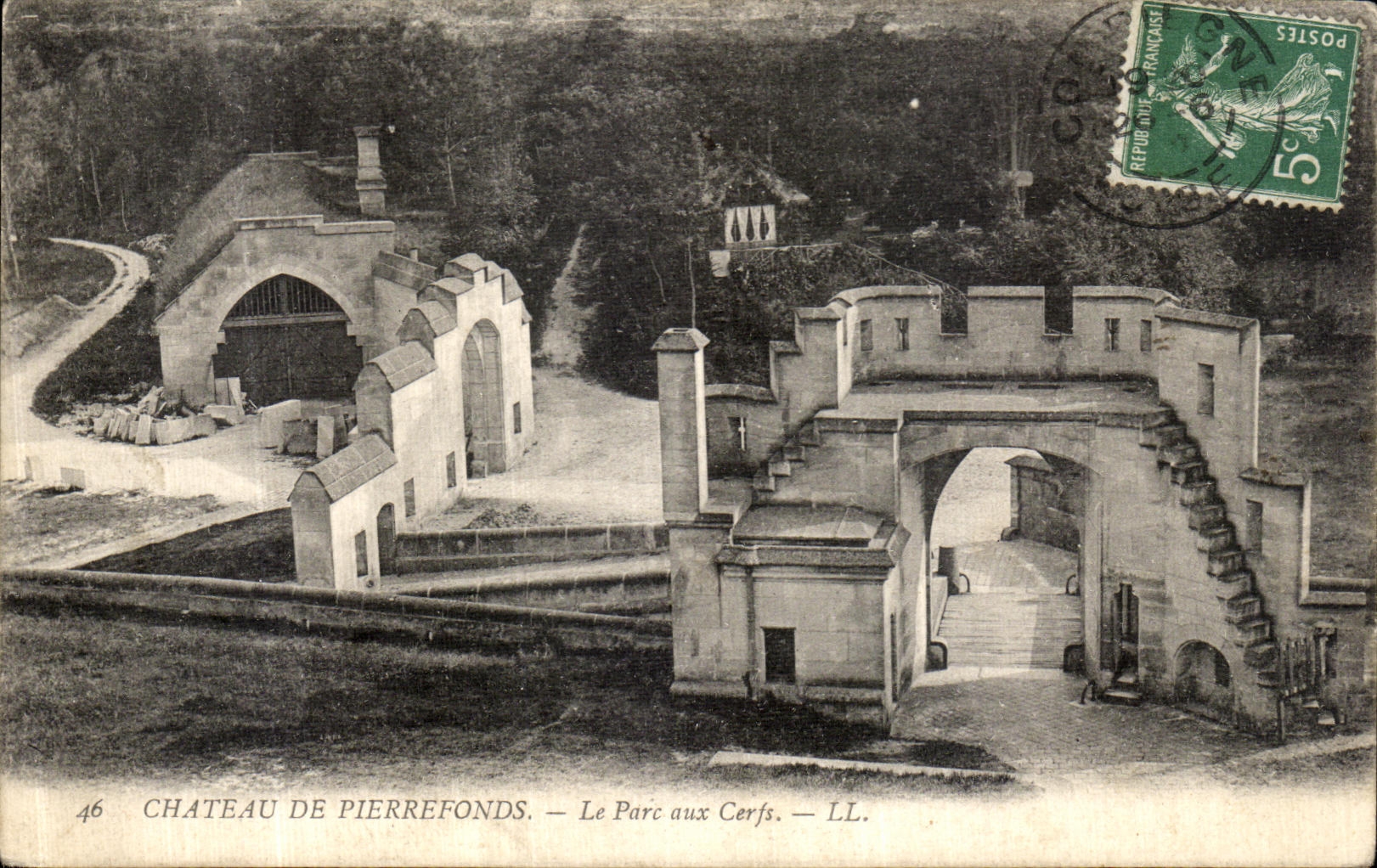 Château de Pierrefonds — Le Parc aux Cerfs — LL.