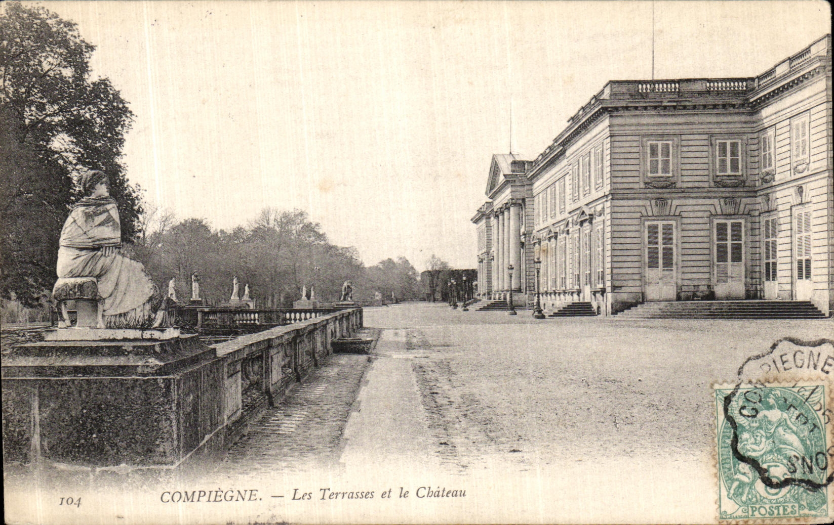 Compiègne — Les Terrasses et le Château — n°104